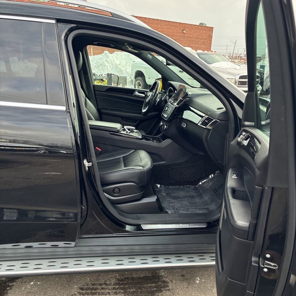 Used 2018 Mercedes-Benz GLS 450 4MATIC image 8