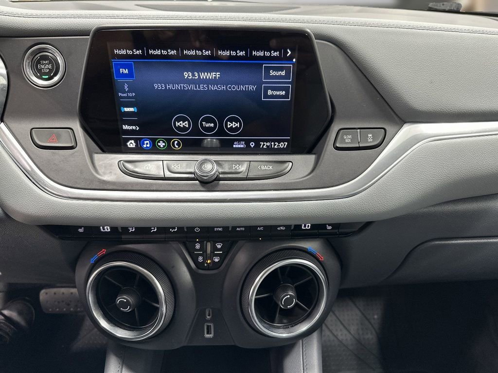 Used 2019 Chevrolet Blazer LT image 9