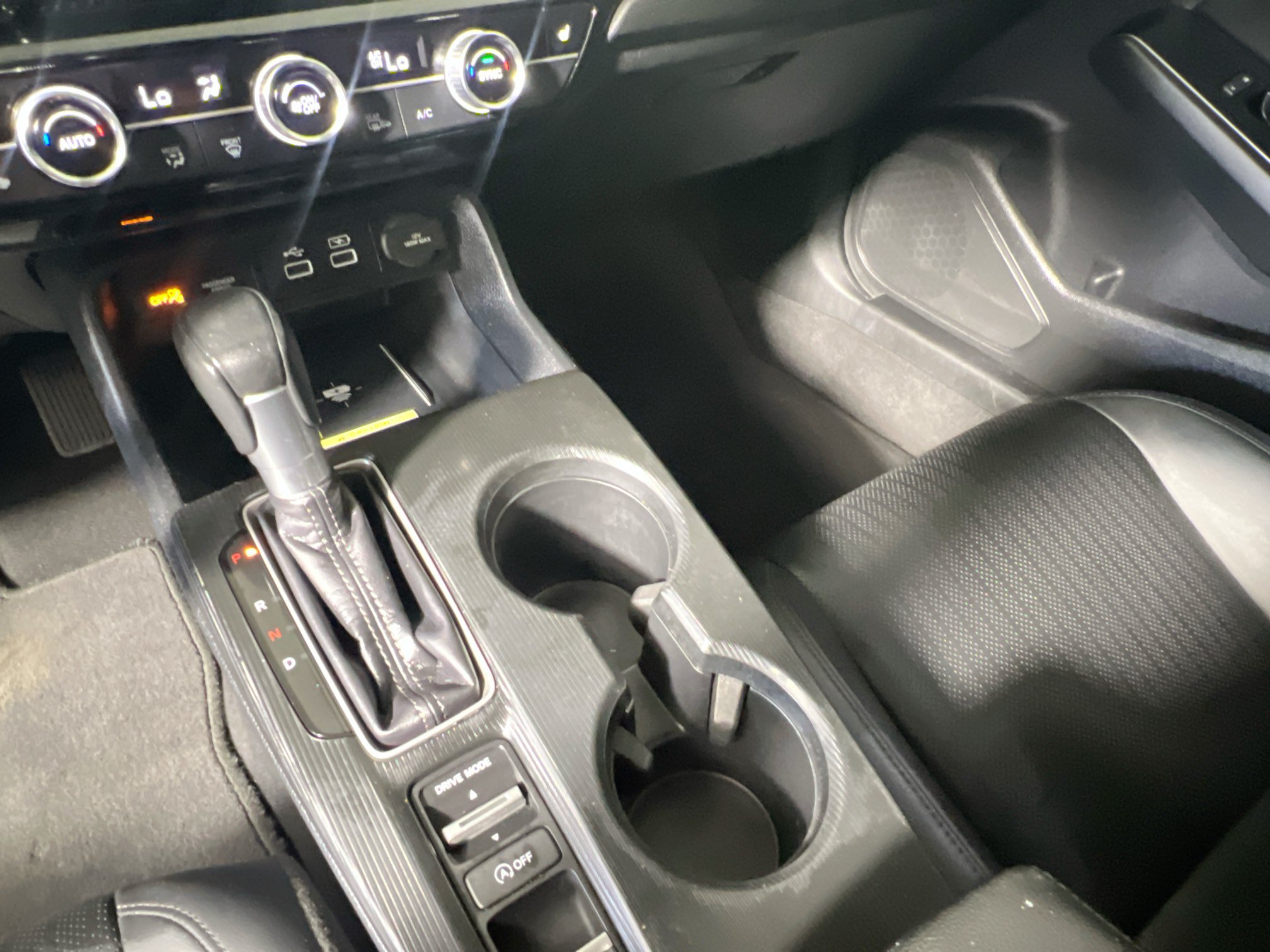 Used 2024 Honda Civic Touring image 25