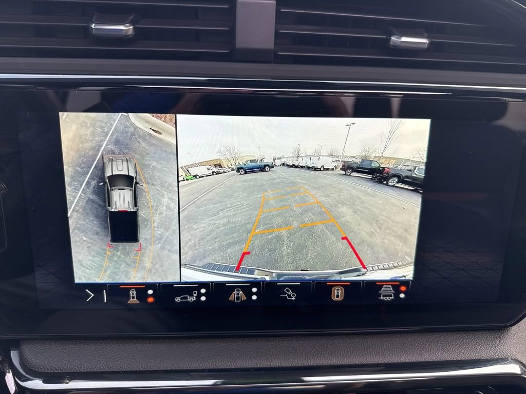 Certified 2025 GMC Sierra 3500 AT4 w/ AT4 Premium Plus Package image 13