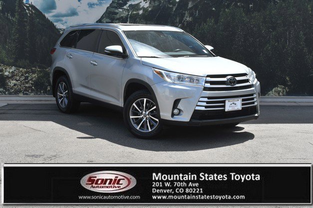 Used 2019 Toyota Highlander XLE w/ Carpet Mat Package (TMS)