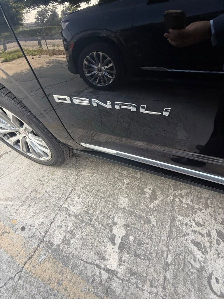 Used 2023 GMC Yukon Denali image 18