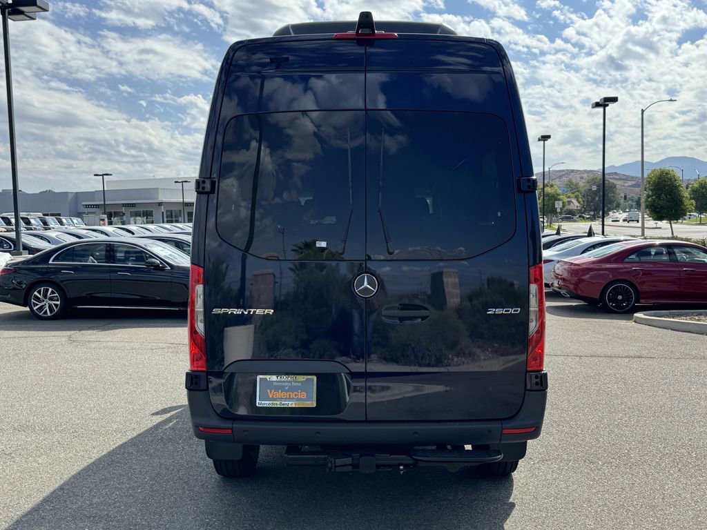 New 2025 Mercedes-Benz Sprinter 2500 image 9