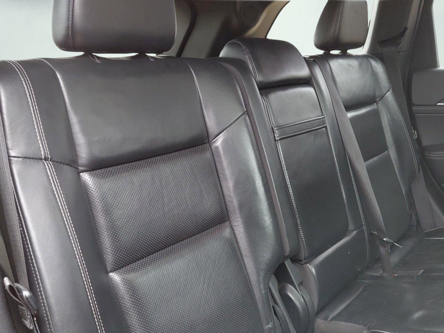 Used 2015 Jeep Grand Cherokee Limited w/ Luxury Group II image 15