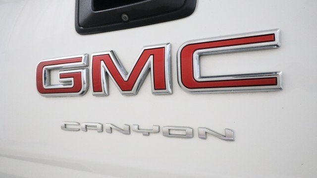 Used 2022 GMC Canyon AT4 w/ Driver Alert Package image 21