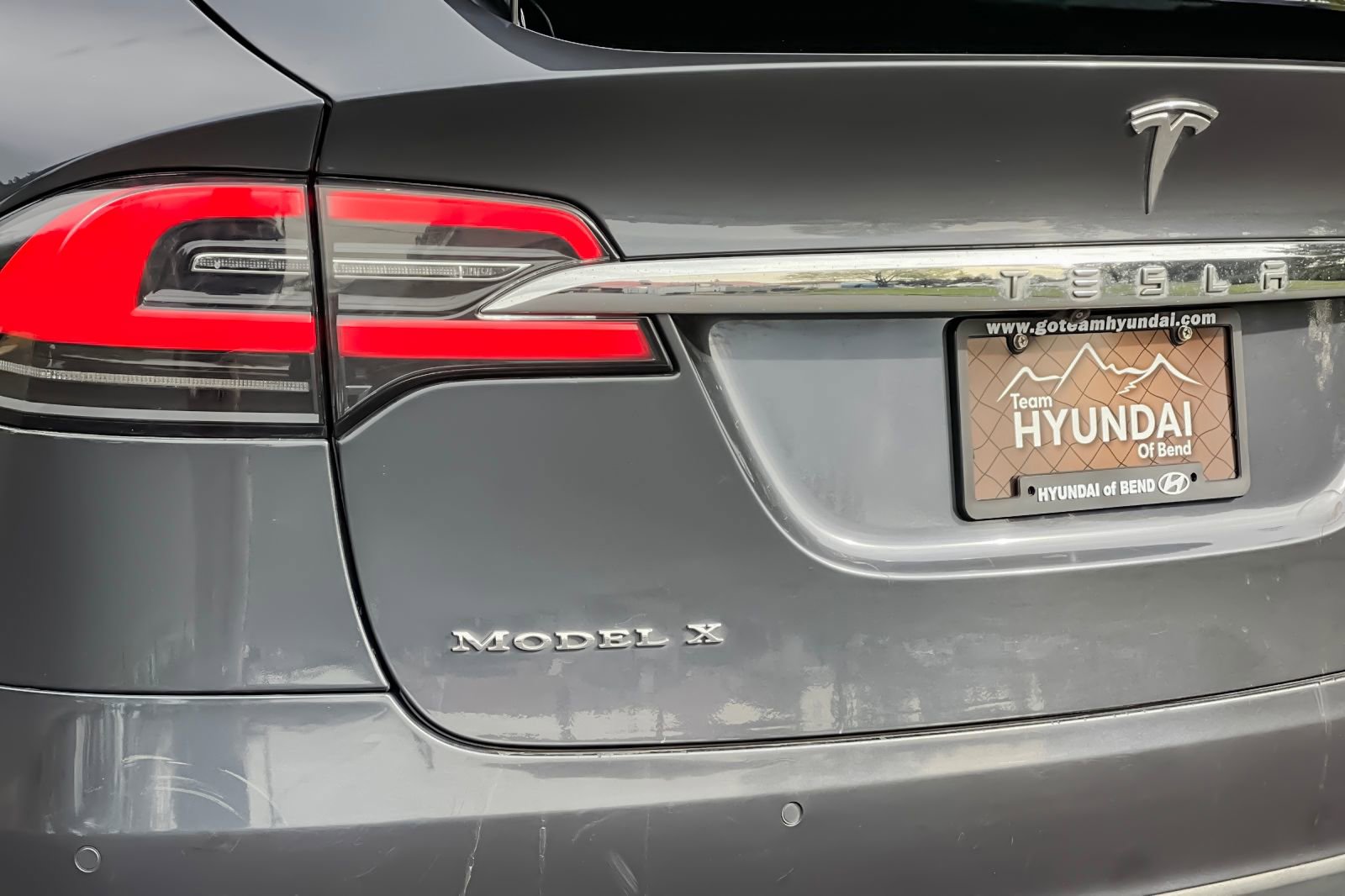 Used 2018 Tesla Model X 100D image 37