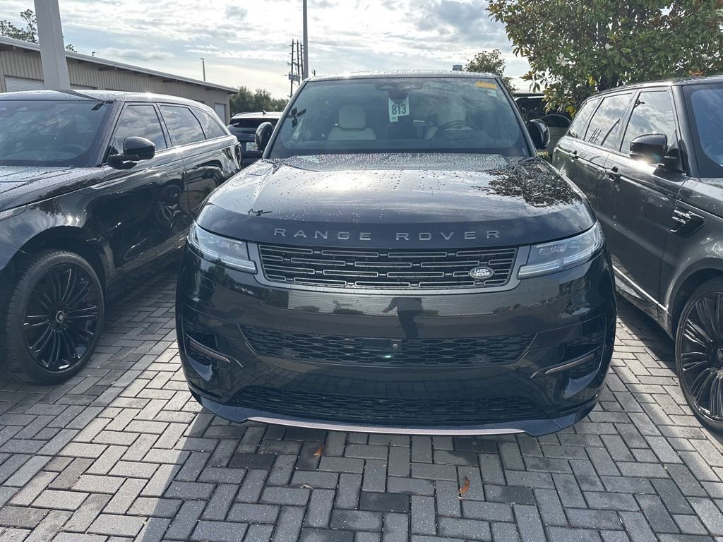Used 2025 Land Rover Range Rover Sport Autobiography AWD/4WD image 4