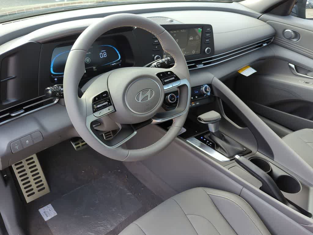 New 2026 Hyundai Elantra Sport FWD image 15
