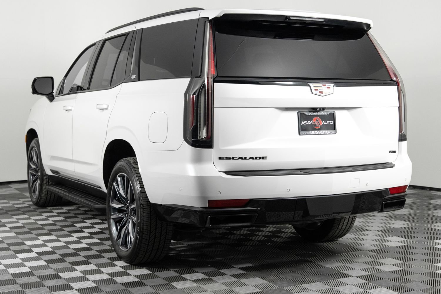 Used 2021 Cadillac Escalade Sport w/ Heavy-Duty Trailer Package image 5