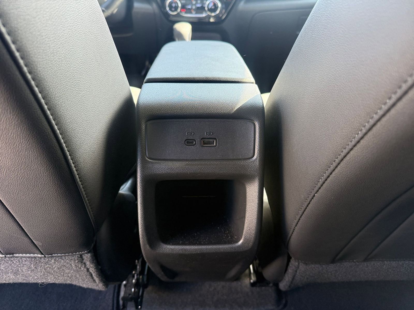 Used 2025 Chevrolet Trax LT w/ LT Convenience Package image 22