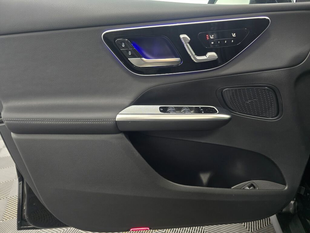 New 2026 Mercedes-Benz GLC 300 4MATIC image 22