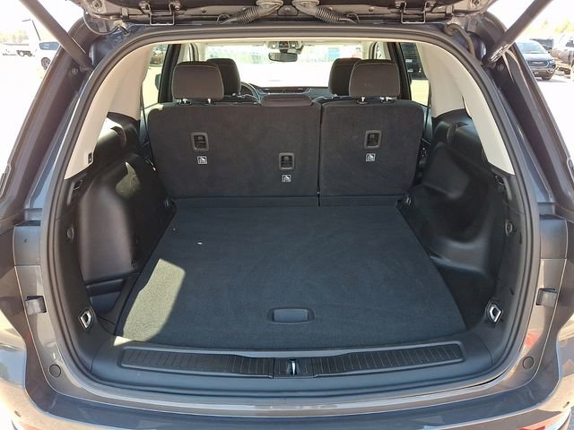 Used 2022 Jeep Grand Cherokee Laredo w/ Luxury Tech Group I image 24