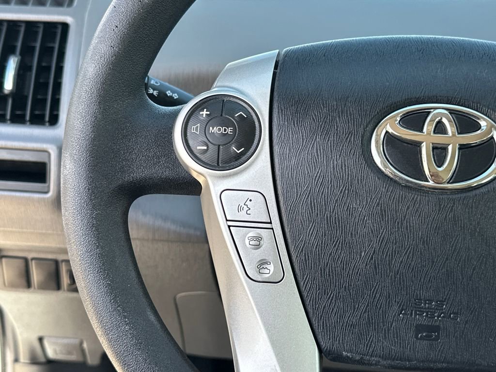 Used 2014 Toyota Prius V Three image 17