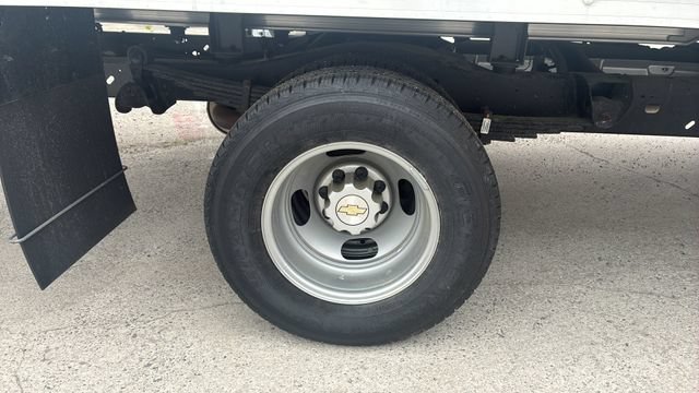 New 2024 Chevrolet Express 3500 w/ Power Convenience Package RWD image 19