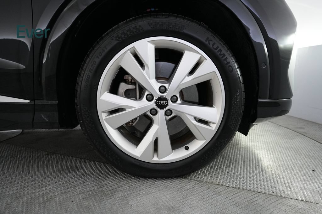 Used 2023 Audi Q4 e-tron Premium Plus w/ Premium Plus AWD/4WD image 20