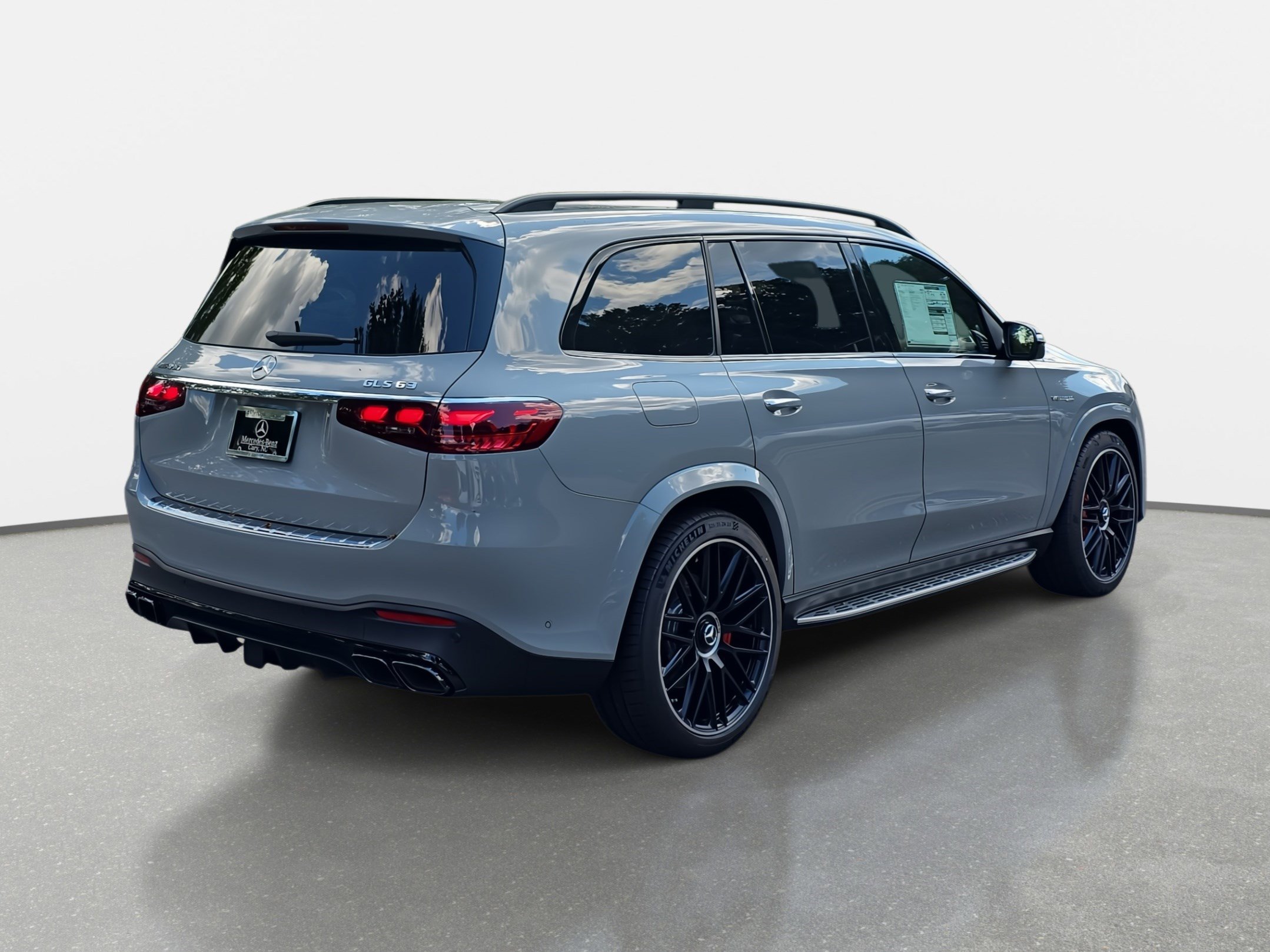 New 2026 Mercedes-Benz GLS 63 AMG 4MATIC image 5