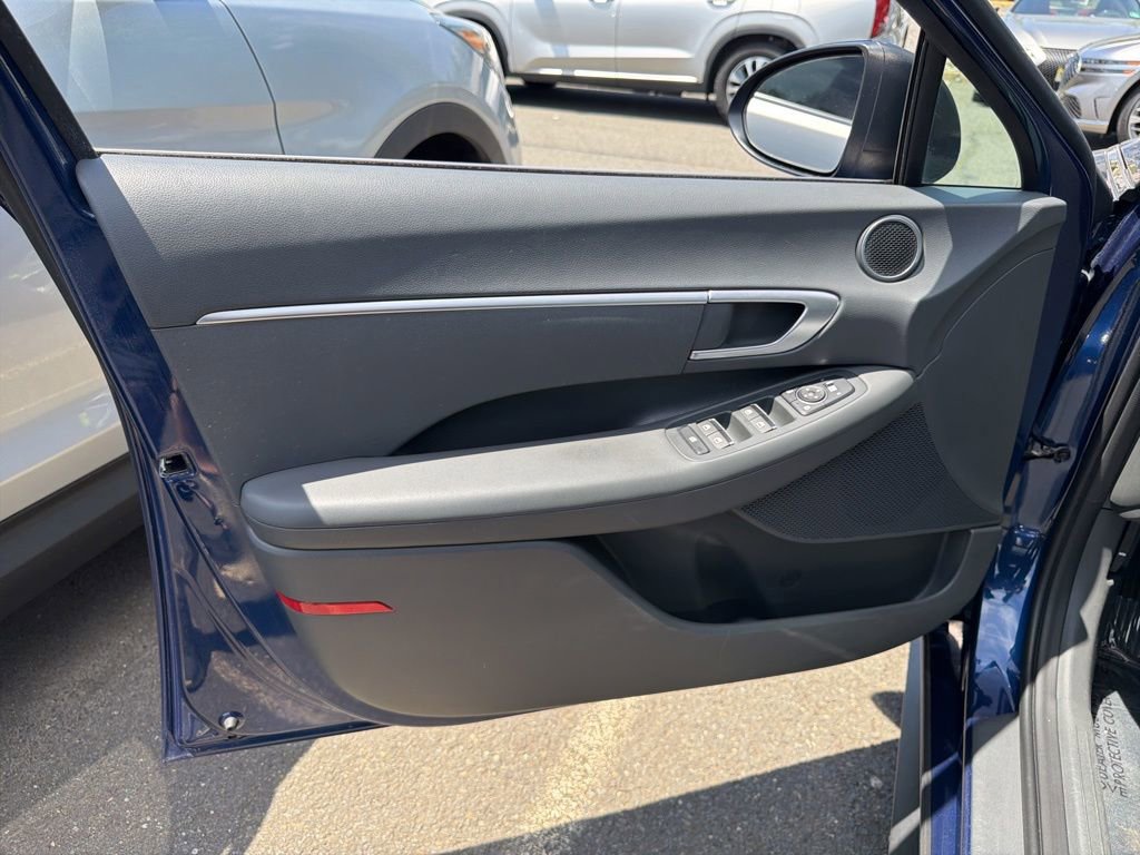 Used 2020 Hyundai Sonata SE w/ Cargo Package FWD image 15