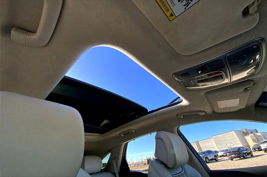 Used 2023 Genesis GV70 3.5T Sport w/ Sport Prestige Package image 21