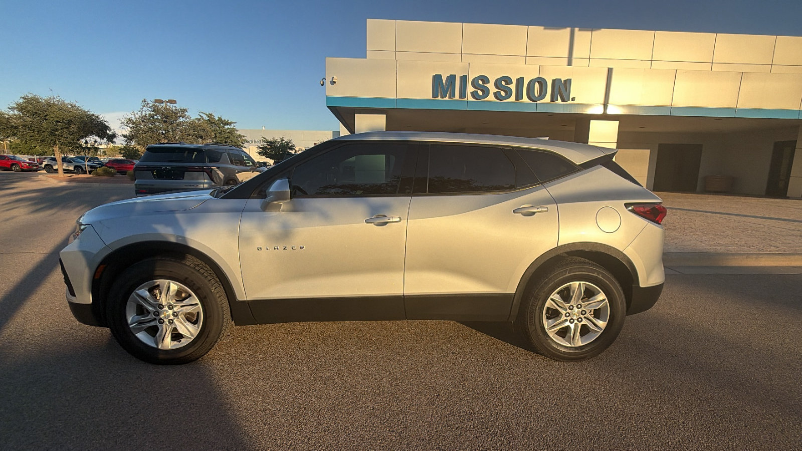 Used 2021 Chevrolet Blazer LT FWD image 4