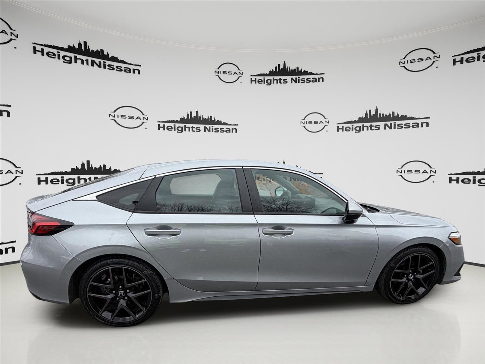 Used 2023 Honda Civic Sport Touring image 6