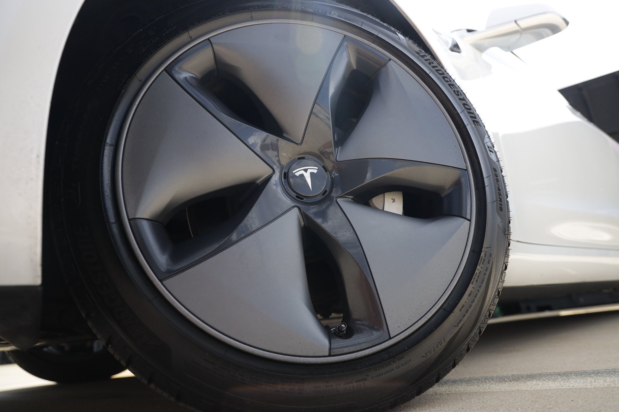 Used 2020 Tesla Model 3 Standard Range Plus RWD image 39