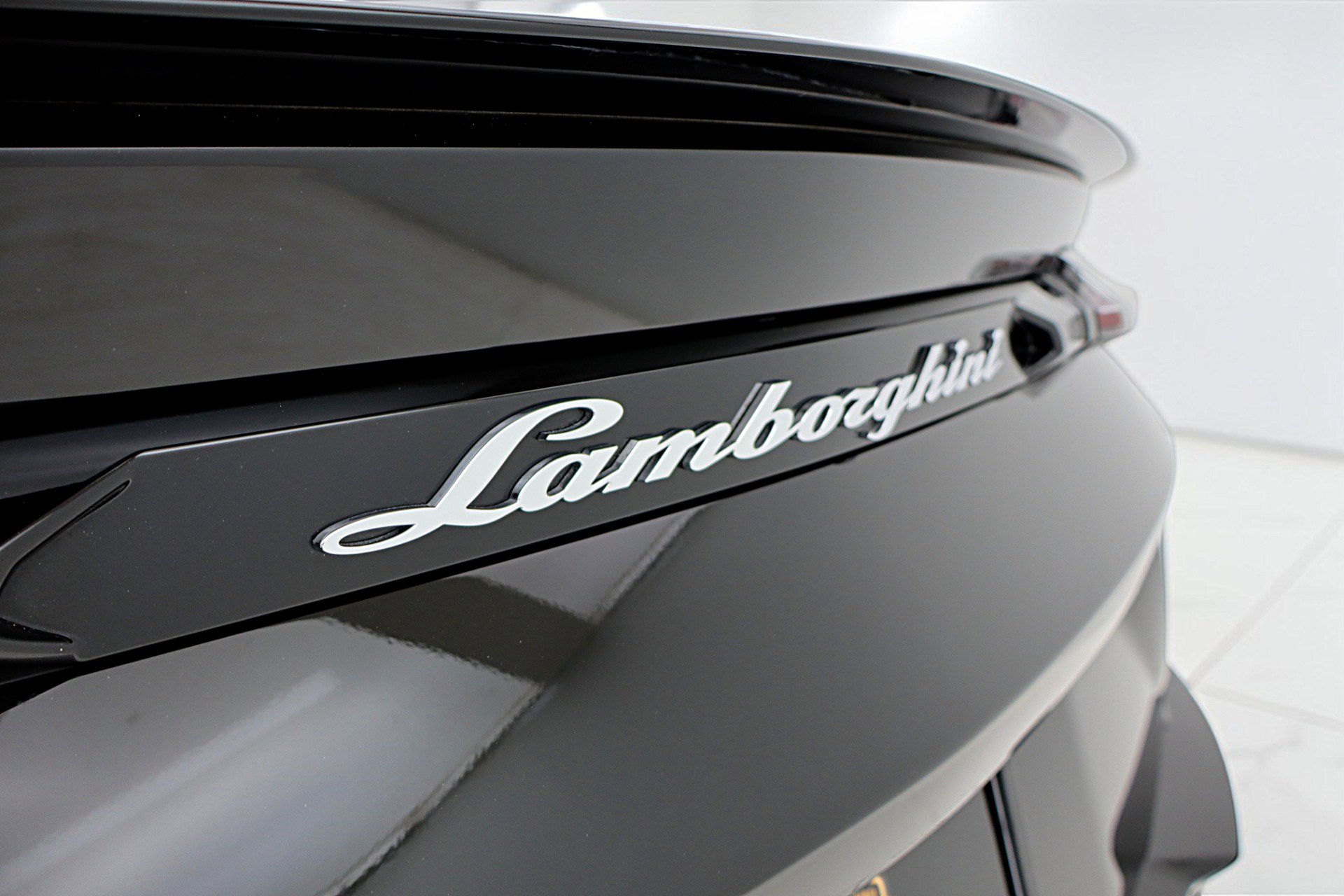 Used 2024 Lamborghini Urus S image 19