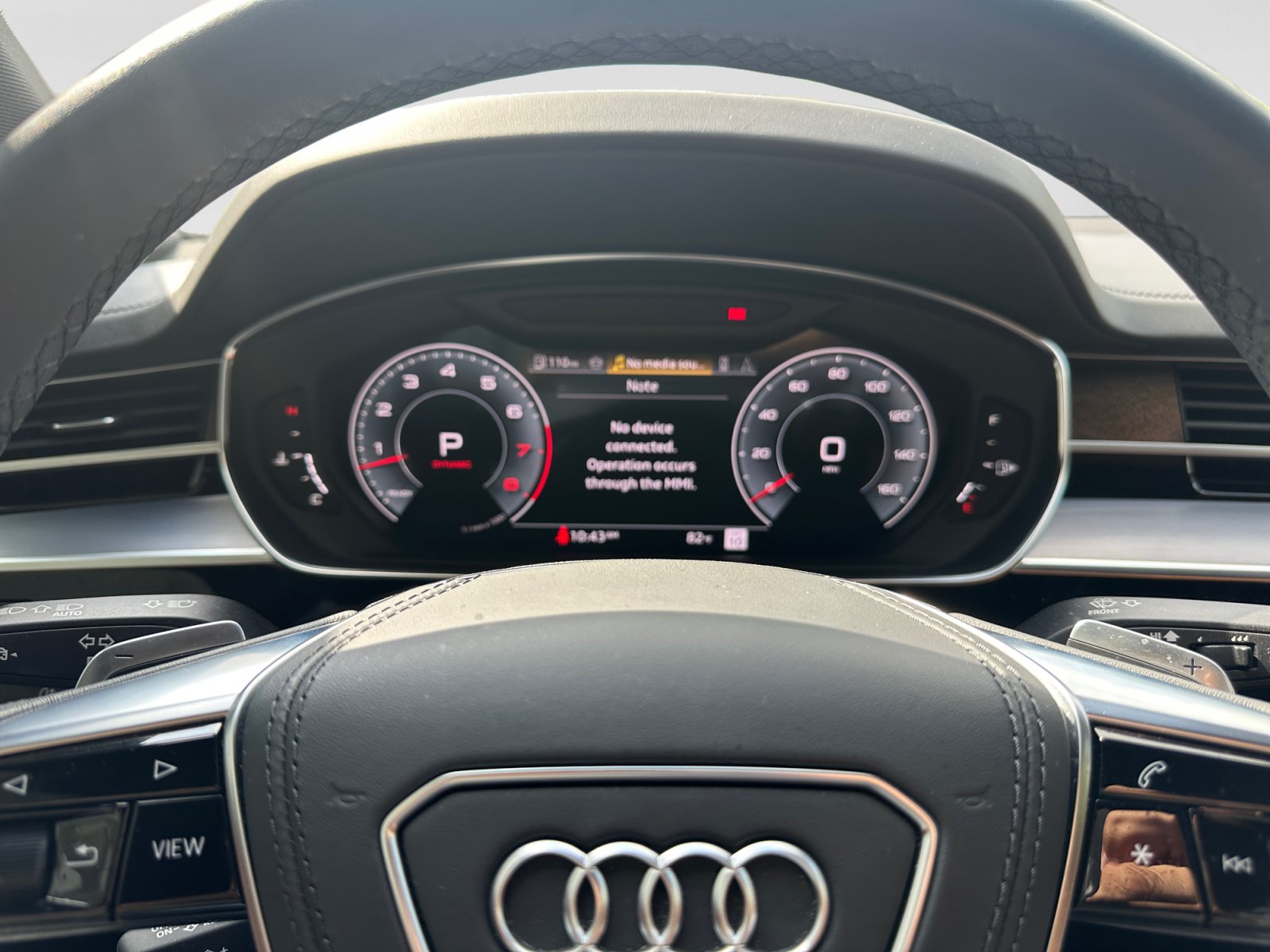 Used 2025 Audi A8 L 3.0T AWD/4WD image 14