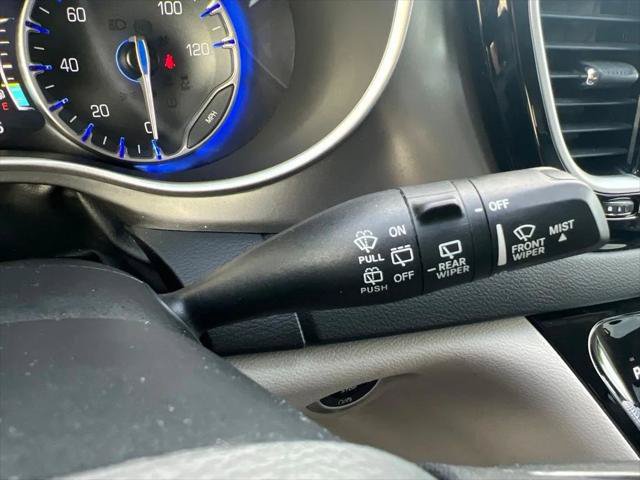 Certified 2023 Chrysler Pacifica Touring-L FWD image 50