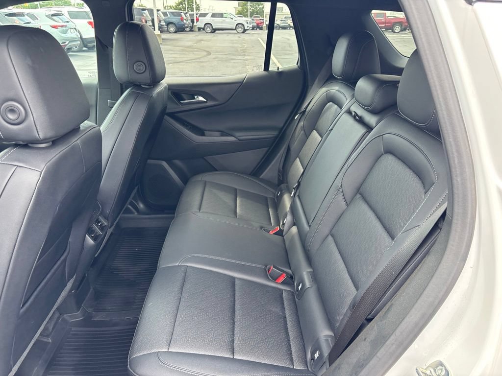 Used 2026 Chevrolet Equinox LT w/ Convenience Package II FWD image 25