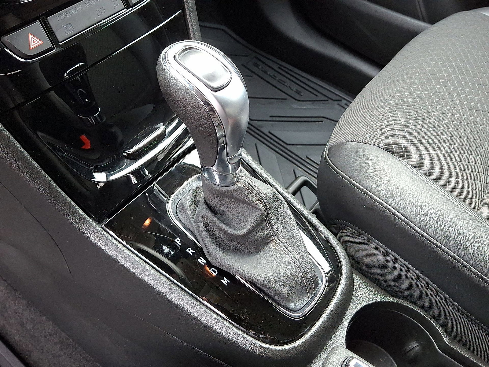 Certified 2022 Buick Encore Preferred w/ Safety Package image 12