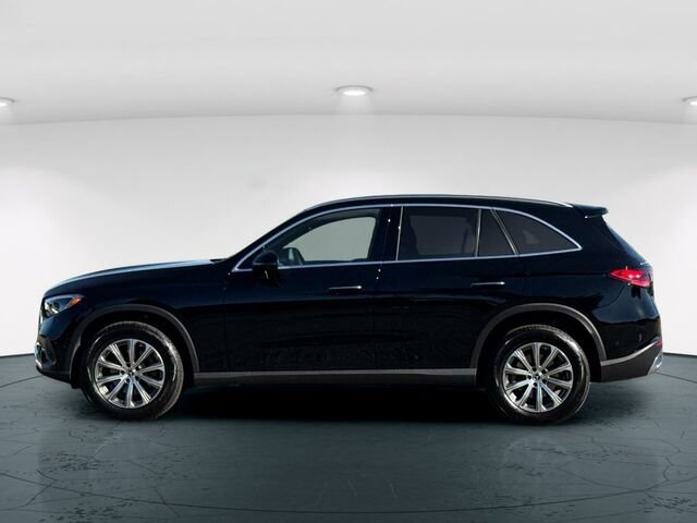 Certified 2026 Mercedes-Benz GLC 300 4MATIC image 3
