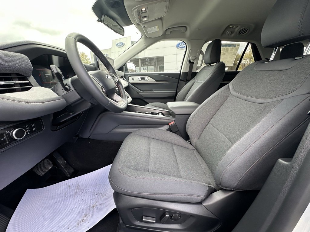 New 2026 Ford Explorer Active image 20