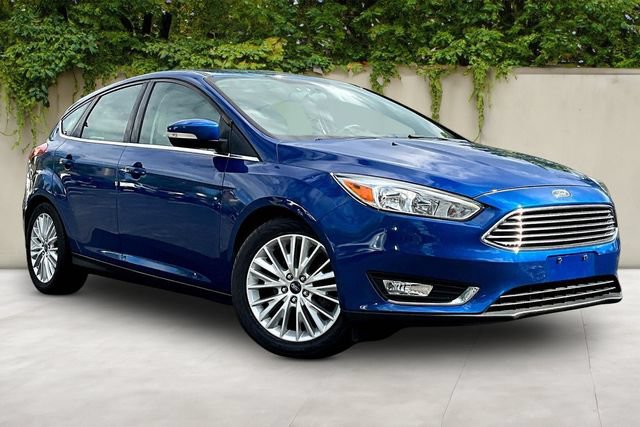 Used 2018 Ford Focus Titanium FWD image 3