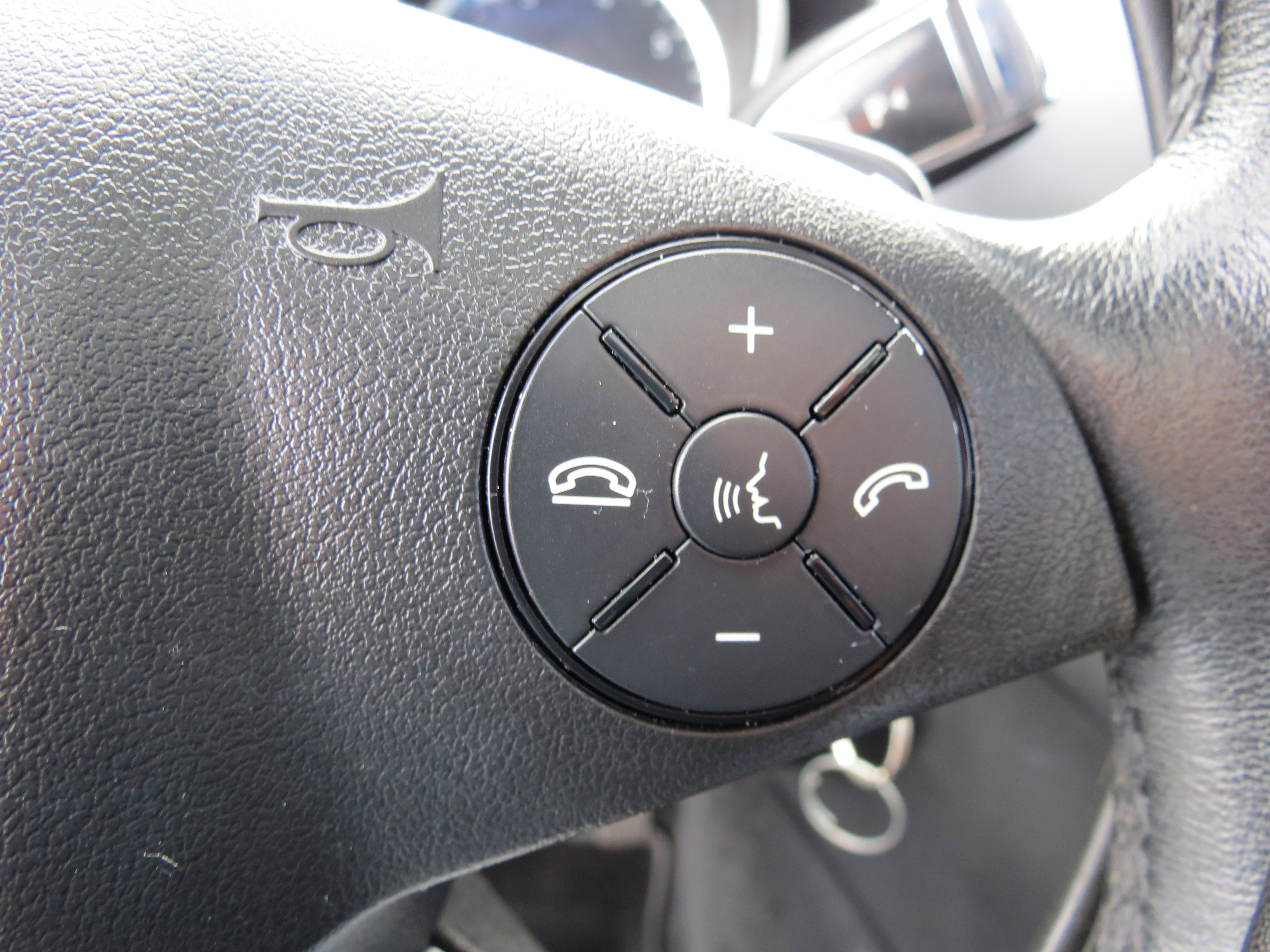 Used 2010 Mercedes-Benz GL 450 4MATIC image 14