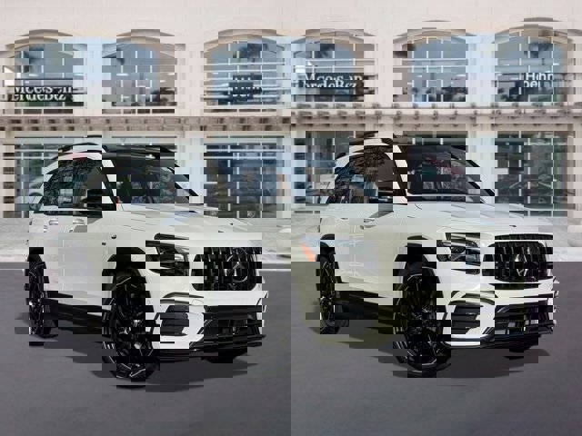 Used 2024 Mercedes-Benz GLB 35 AMG 4MATIC image 1