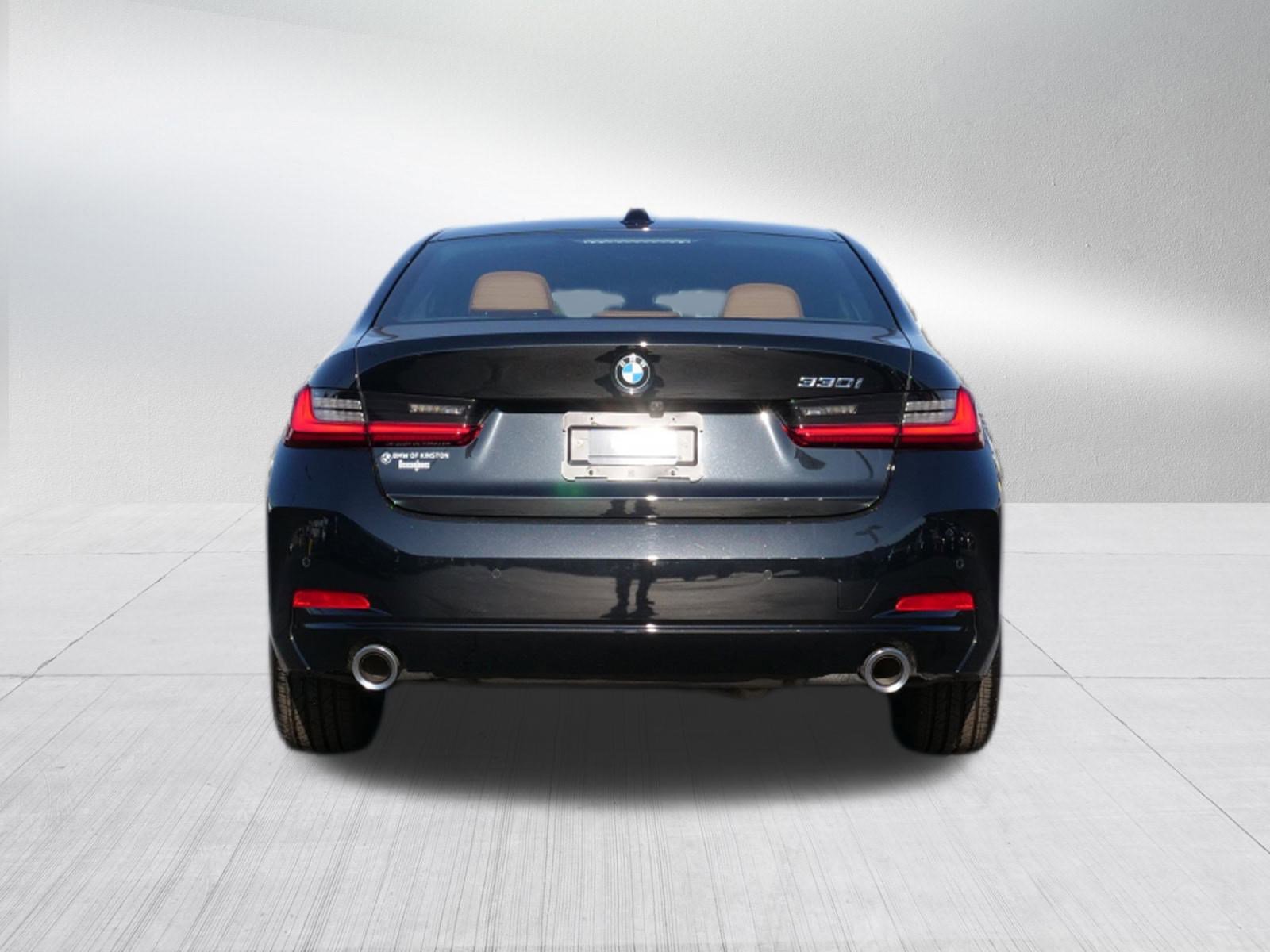 Certified 2023 BMW 330i Sedan w/ Convenience Package image 4