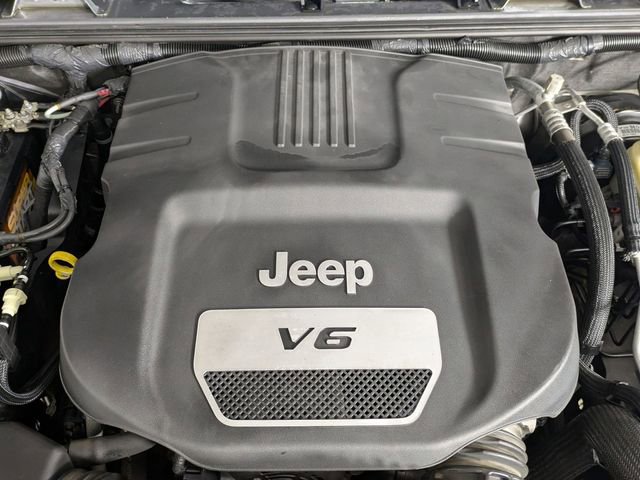 Used 2017 Jeep Wrangler Unlimited Sport w/ Connectivity Group image 24