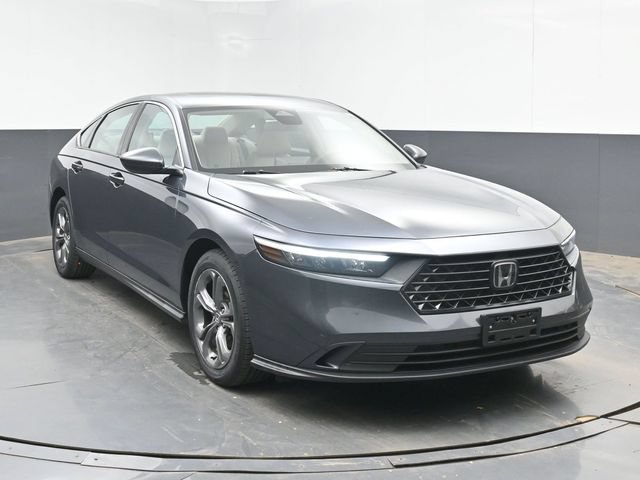 Used 2023 Honda Accord EX image 4