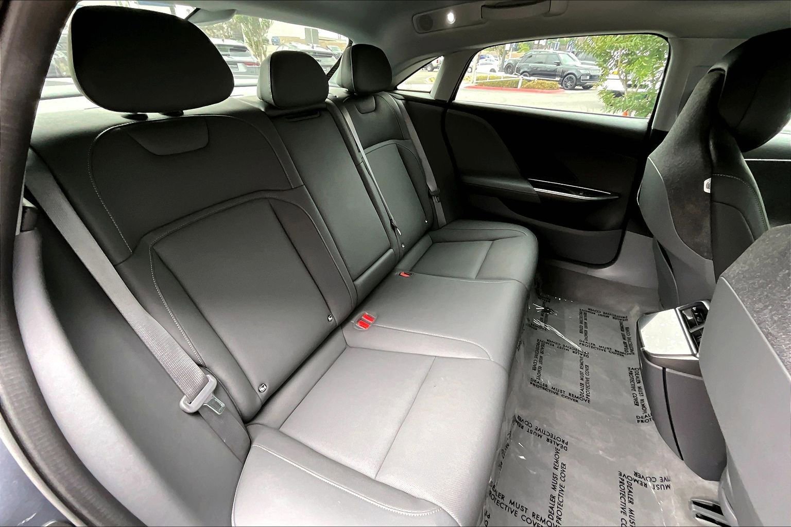 Used 2025 Lucid Air Pure RWD image 27