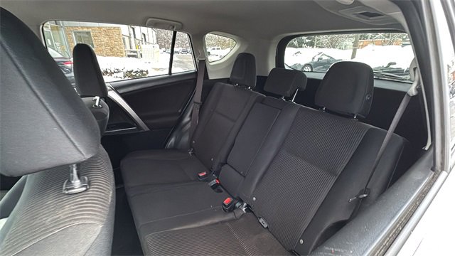 Used 2018 Toyota RAV4 LE image 26