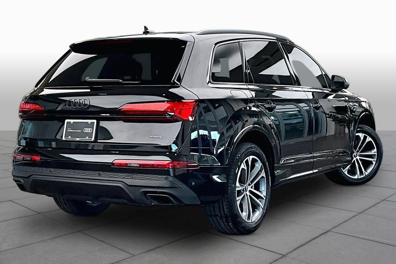 Certified 2025 Audi Q7 2.0T Premium w/ Convenience Plus Package AWD/4WD image 13