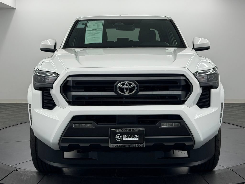 Used 2026 Toyota Tacoma SR5 AWD/4WD image 6
