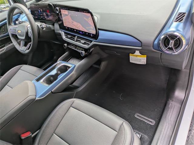 New 2026 Chevrolet Equinox EV LT image 29