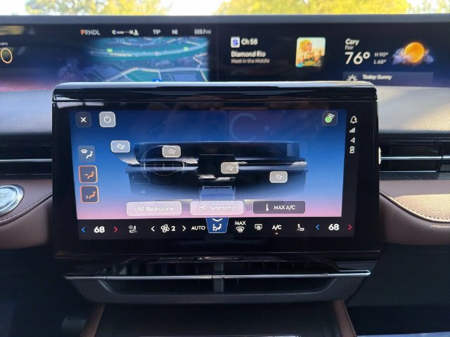 New 2026 Lincoln Nautilus Reserve AWD/4WD image 19