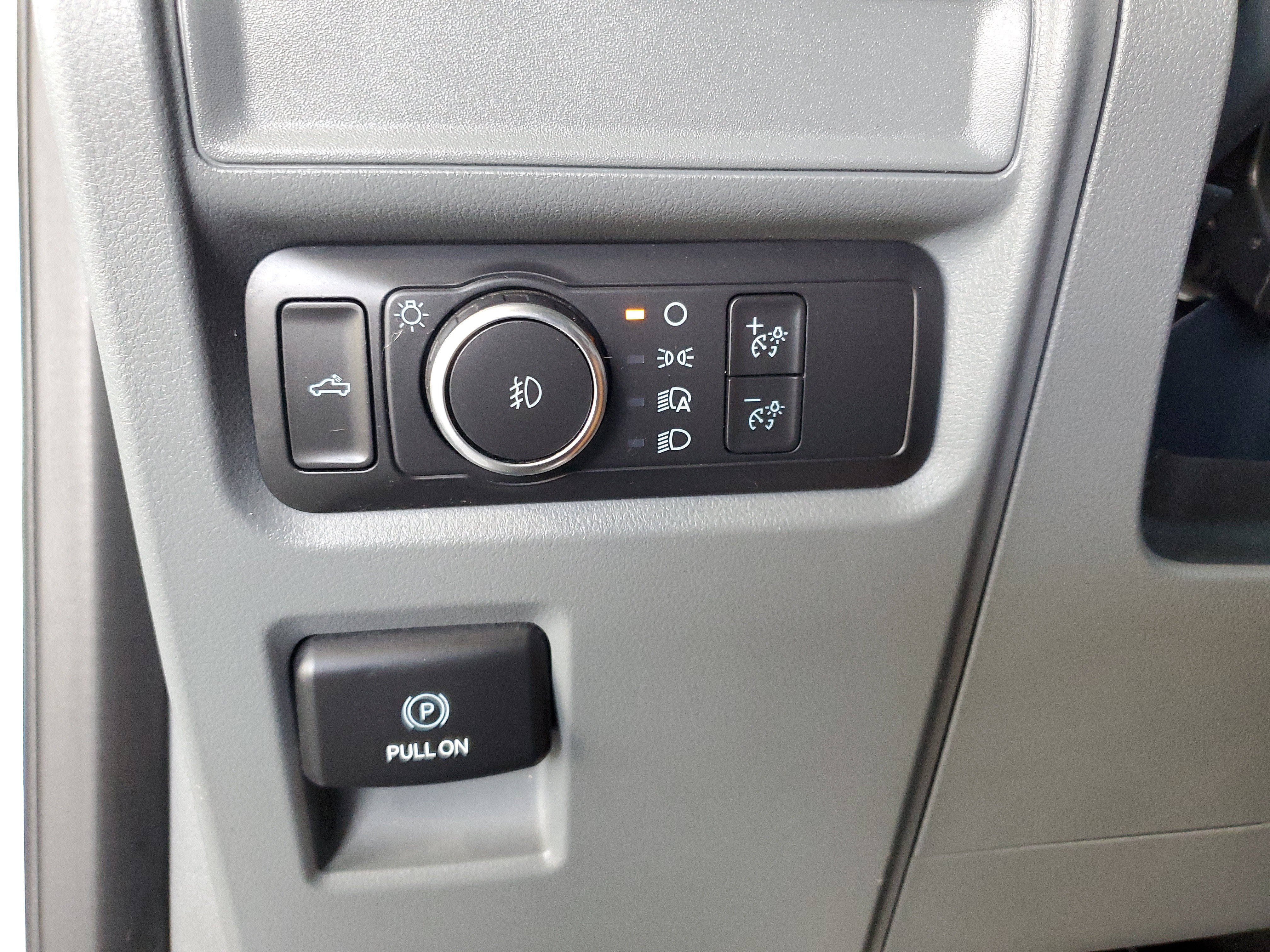 Used 2022 Ford F150 XLT w/ Equipment Group 301A Mid AWD/4WD image 21