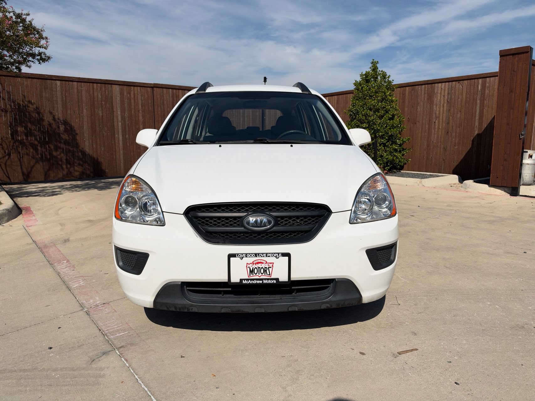 Used 2008 Kia Rondo LX