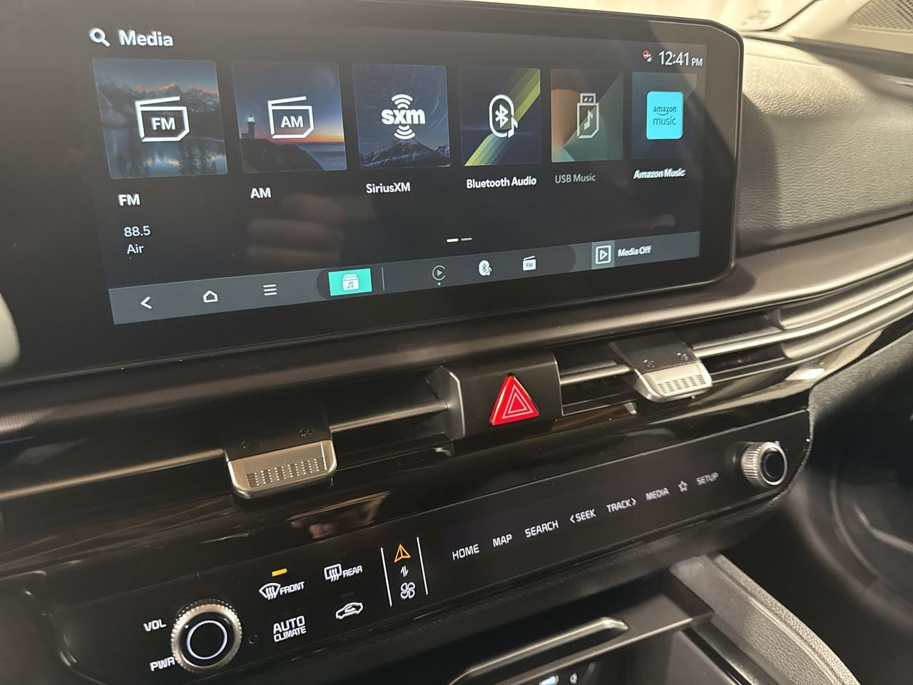 New 2026 Kia Sportage EX image 21