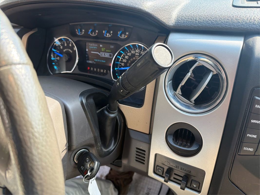 Used 2014 Ford F150 XLT w/ XLT Chrome Package image 51