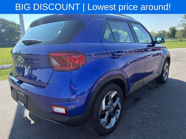 Used 2025 Hyundai Venue SEL FWD image 9