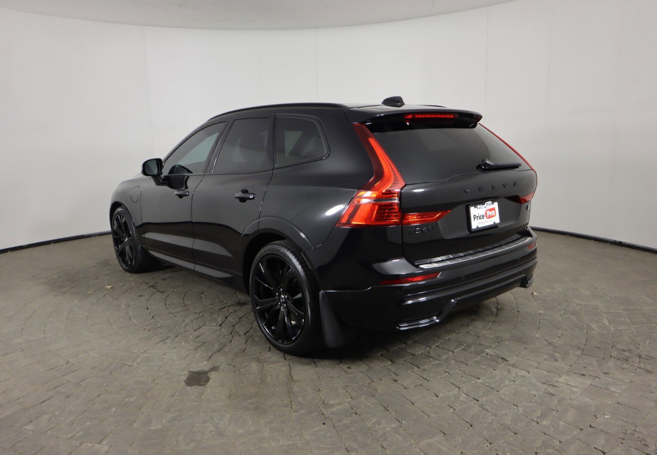 Used 2024 Volvo XC60 T8 Ultimate image 5